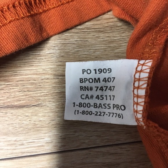 Bass Pro Shops T-Shirt - Picture 6 of 6